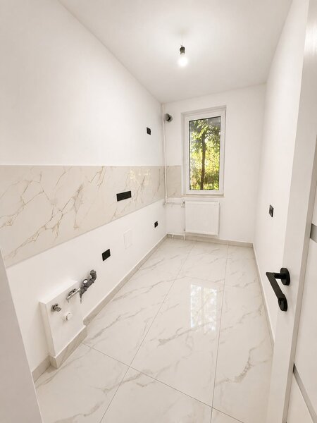 Sector 4 garsoniera renovata recent